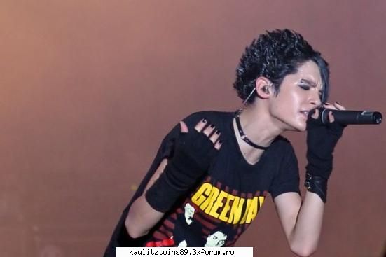 Poze si informatii despre Bill... - ce nu as da sa nu merg nici io..... gata ma apuk - Bill Kaulitz