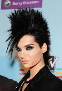 Poze si informatii despre Bill... - si acum o scrisoare de la bill nu am putut sa-ti - Bill Kaulitz