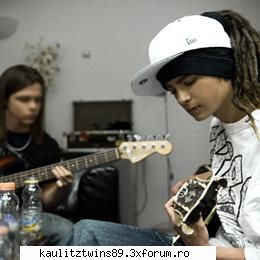 Poze si informatii despre Tom... - Deea 31 - Tom Kaulitz